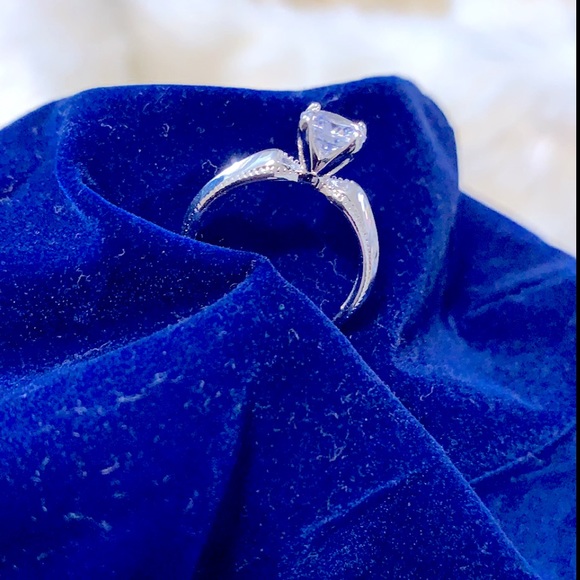 🆕🙌🏻💎Stunning High Quality Colorless AAA+Diamond Topaz 6.9m Stone US_8 💍 - Picture 8 of 16